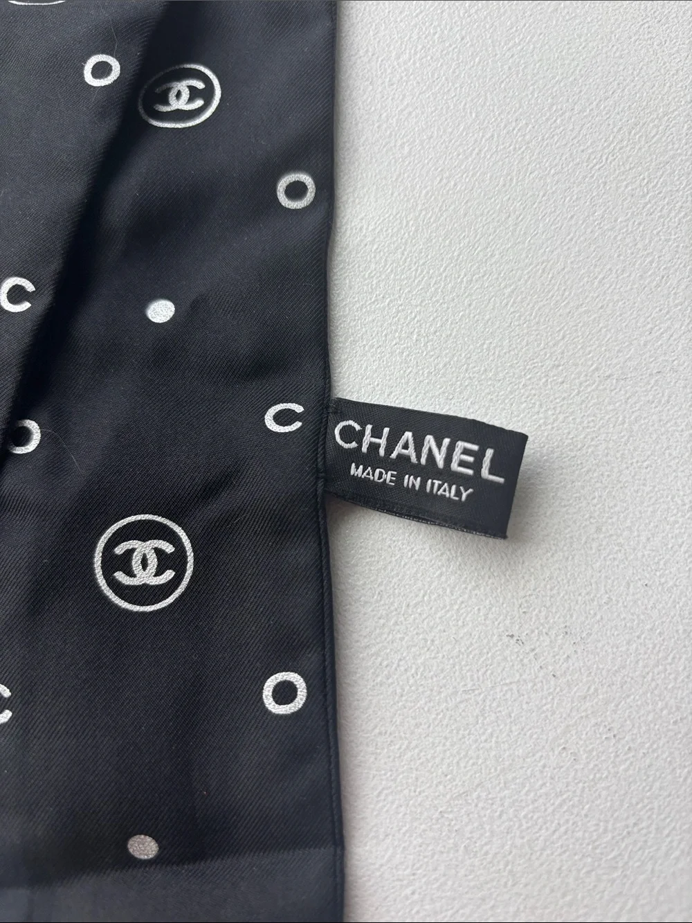 CHANEL Silk CC Slim Bandeau Scarf Black